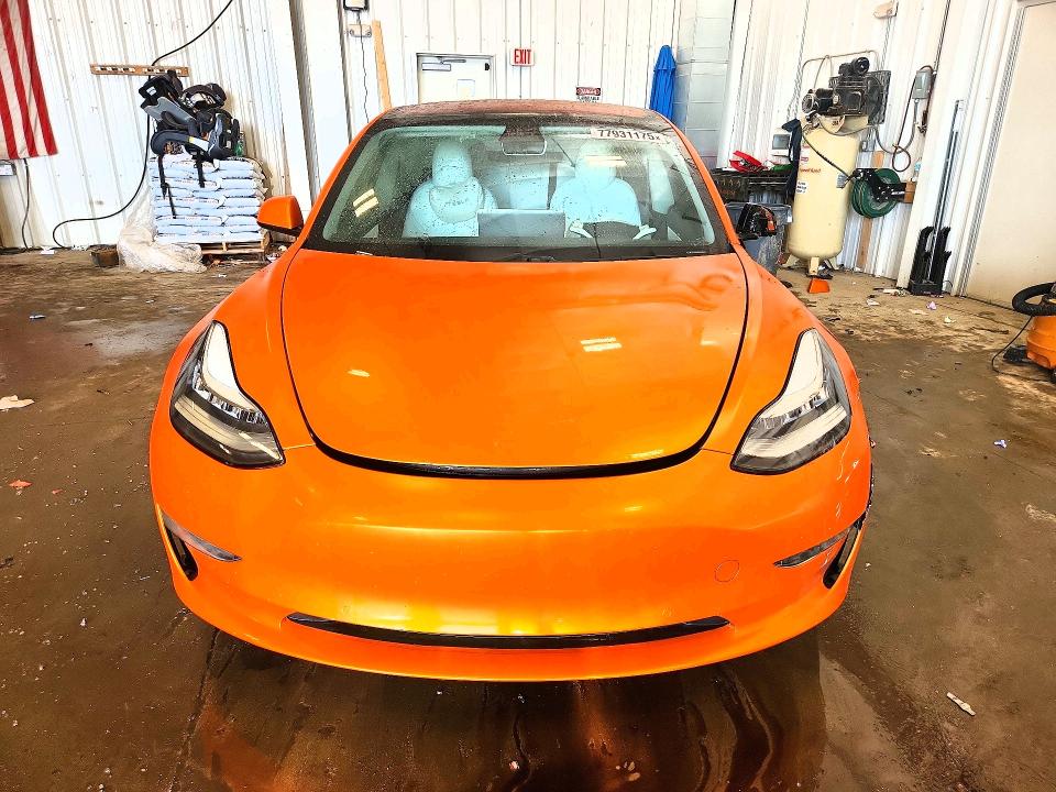 Продажа на аукционе авто 2018 Tesla Model 3, vin: 5YJ3E1EB2JF122456, номер лота: 77931175