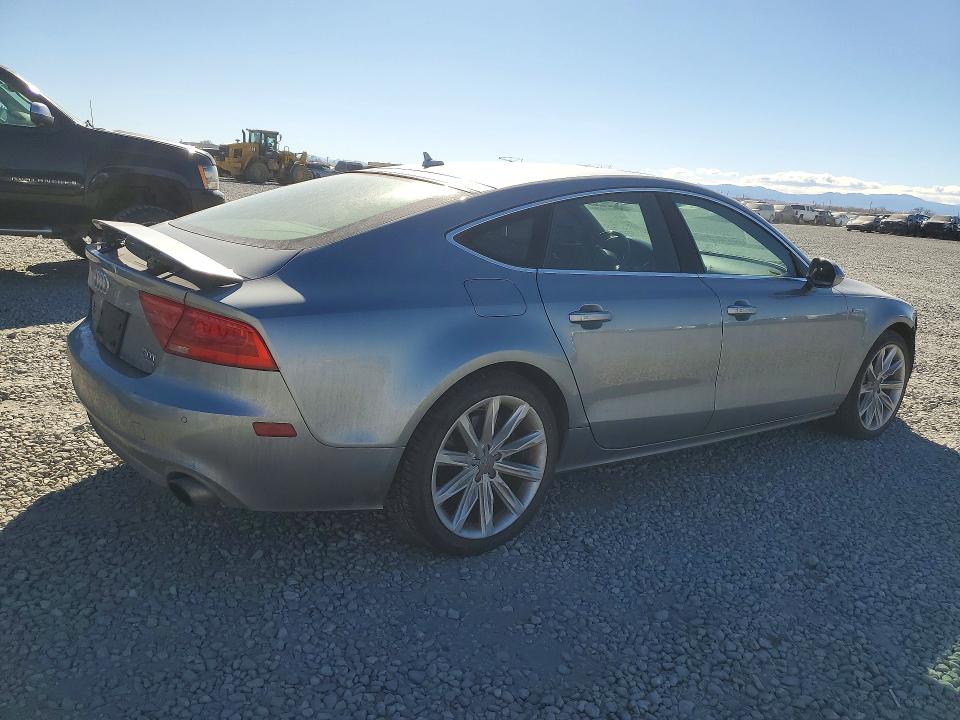 79007335 :رقم المزاد ، WAUYGAFC2DN027342 vin ، 2013 Audi A7 مزاد بيع