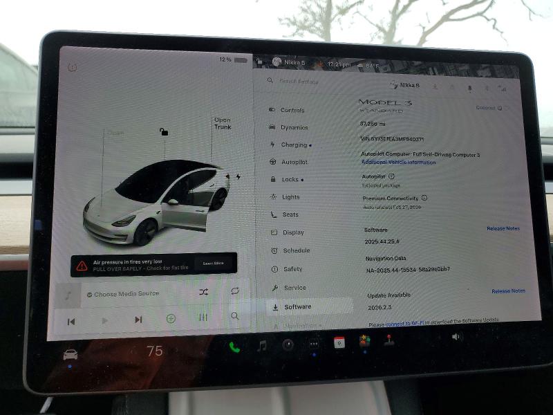 76777335 :رقم المزاد ، 5YJ3E1EA3MF940371 vin ، 2021 Tesla Model 3 مزاد بيع