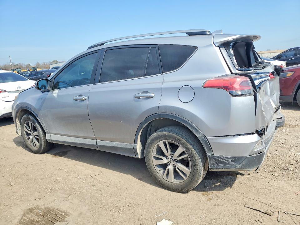 Продажа на аукционе авто 2017 Toyota Rav4, vin: 2T3WFREV9HW384045, номер лота: 77163925