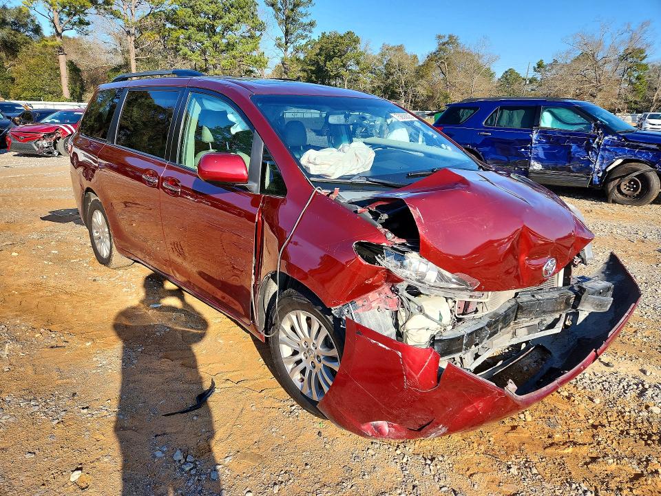 Aukcja sprzedaży 2015 Toyota Sienna, vin: 5TDYK3DC8FS645083, numer aukcji: 48745286