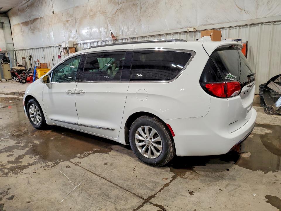 Продажа на аукционе авто 2019 Chrysler Pacifica, vin: 2C4RC1BG0KR721183, номер лота: 75718585