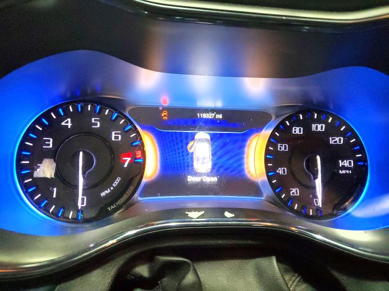 75961905 :رقم المزاد ، 1C3CCCBG2FN582683 vin ، 2015 Chrysler 200 مزاد بيع