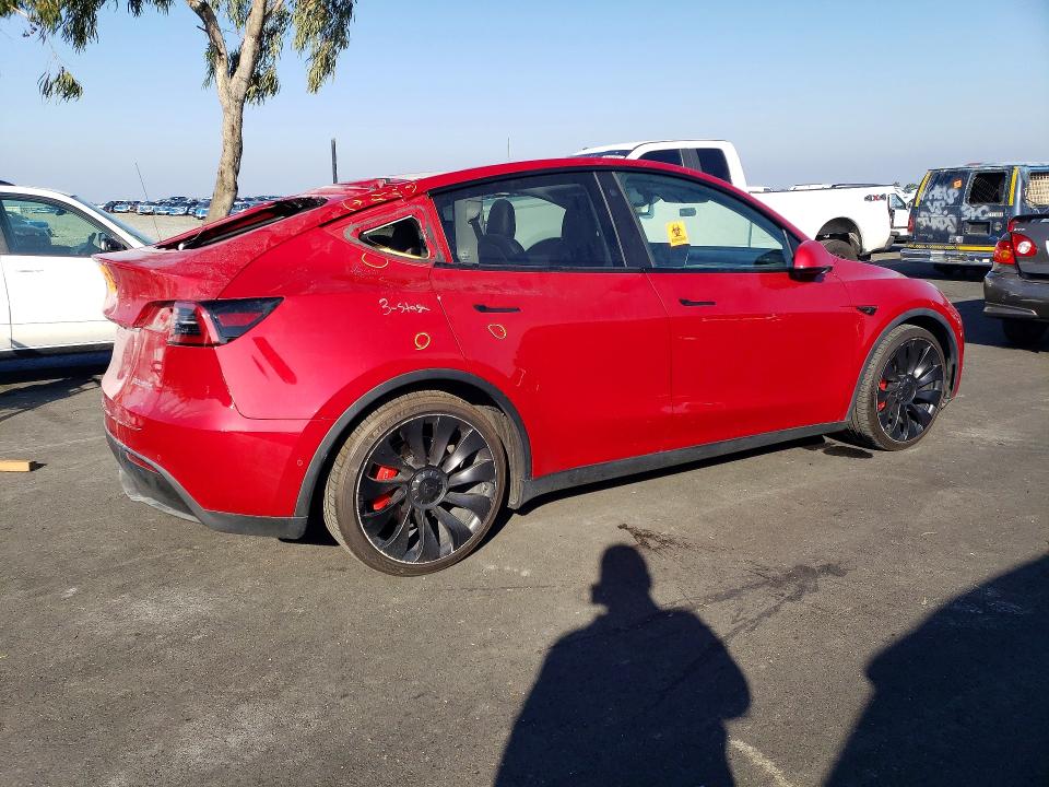 75794785 :رقم المزاد ، 7SAYGDEF5NF486819 vin ، 2022 Tesla Model Y مزاد بيع