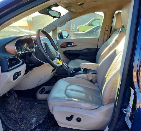 78506495 :رقم المزاد ، 2C4RC1BG4HR803670 vin ، 2017 Chrysler Pacifica مزاد بيع