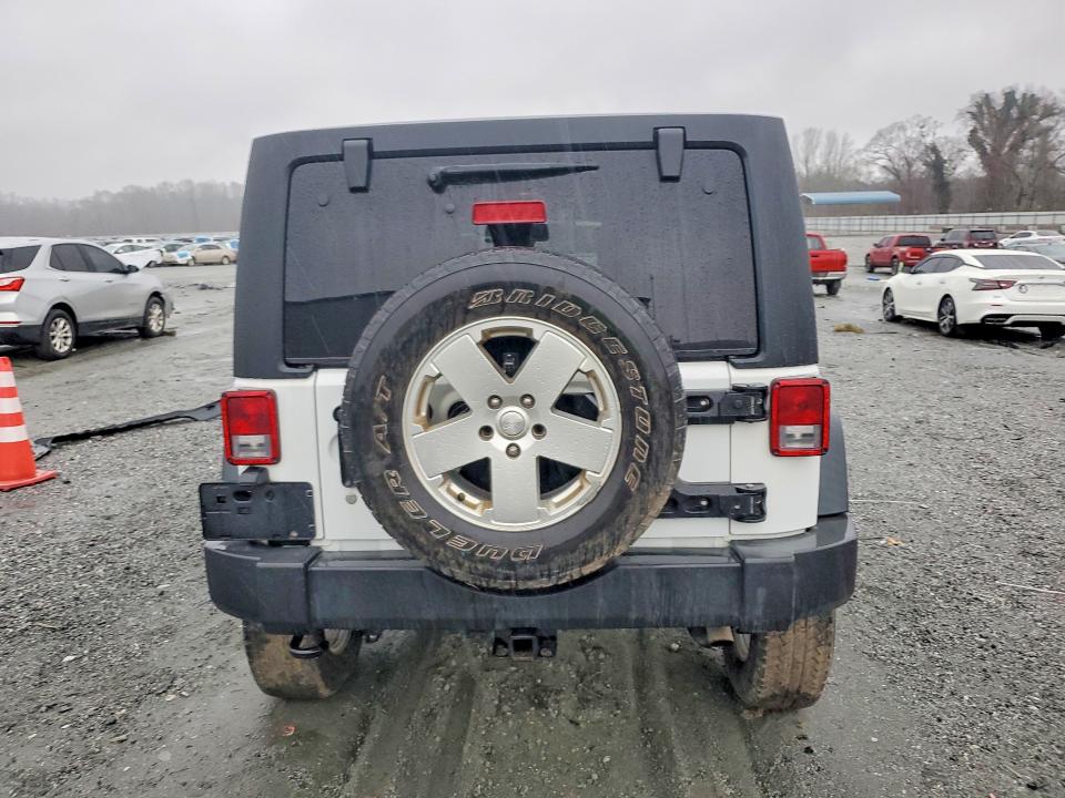 2015 Jeep Wrangler Unlimited მანქანა იყიდება აუქციონზე, vin: 1C4BJWFG3FL742963, აუქციონის ნომერი: 79174165