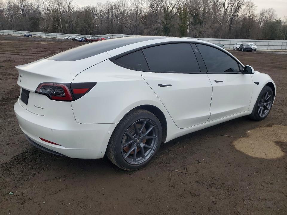 78861295 :رقم المزاد ، 5YJ3E1EA7MF961207 vin ، 2021 Tesla Model 3 مزاد بيع