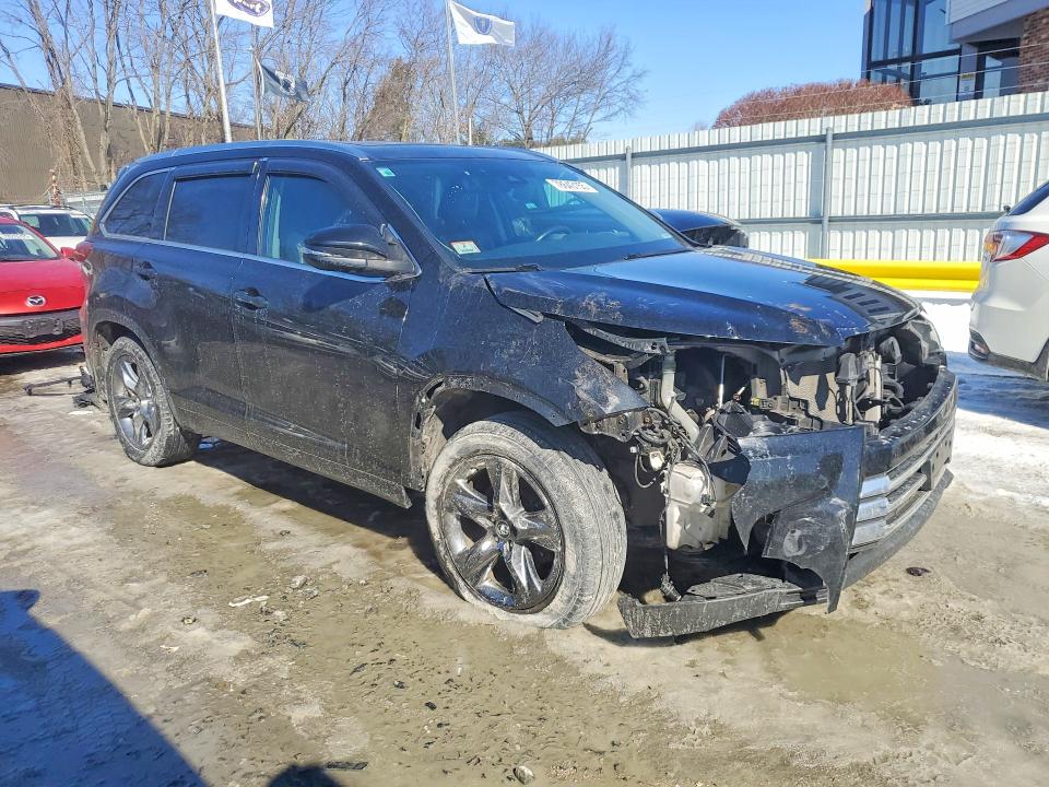 78643155 :رقم المزاد ، 5TDDZRFH7JS836718 vin ، 2018 Toyota Highlander مزاد بيع