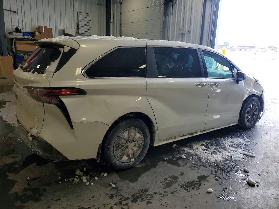 Продажа на аукционе авто 2021 Toyota Sienna, vin: 5TDGRKEC0MS009836, номер лота: 74501725