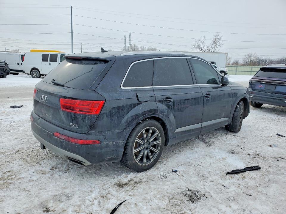 Продажа на аукционе авто 2017 Audi Q7, vin: WA1LAAF74HD013398, номер лота: 75559425