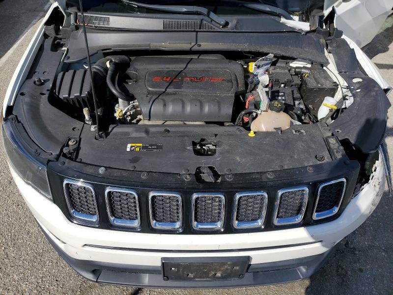 78079965 :رقم المزاد ، 3C4NJCAB6JT250867 vin ، 2018 Jeep Compass مزاد بيع