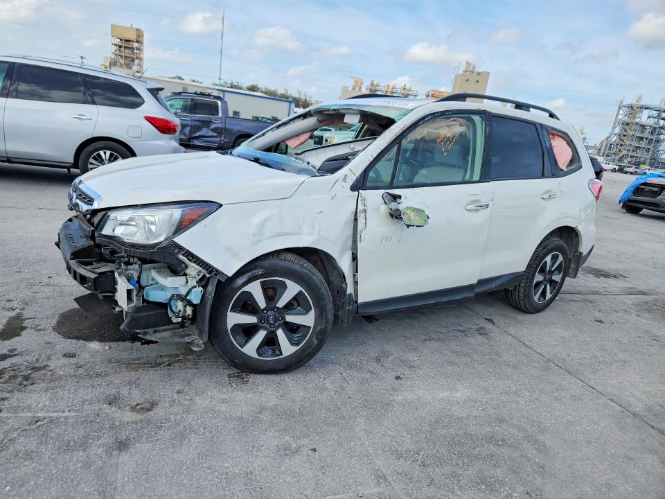 Продажа на аукционе авто 2017 Subaru Forester, vin: JF2SJAECXHH532899, номер лота: 77625185