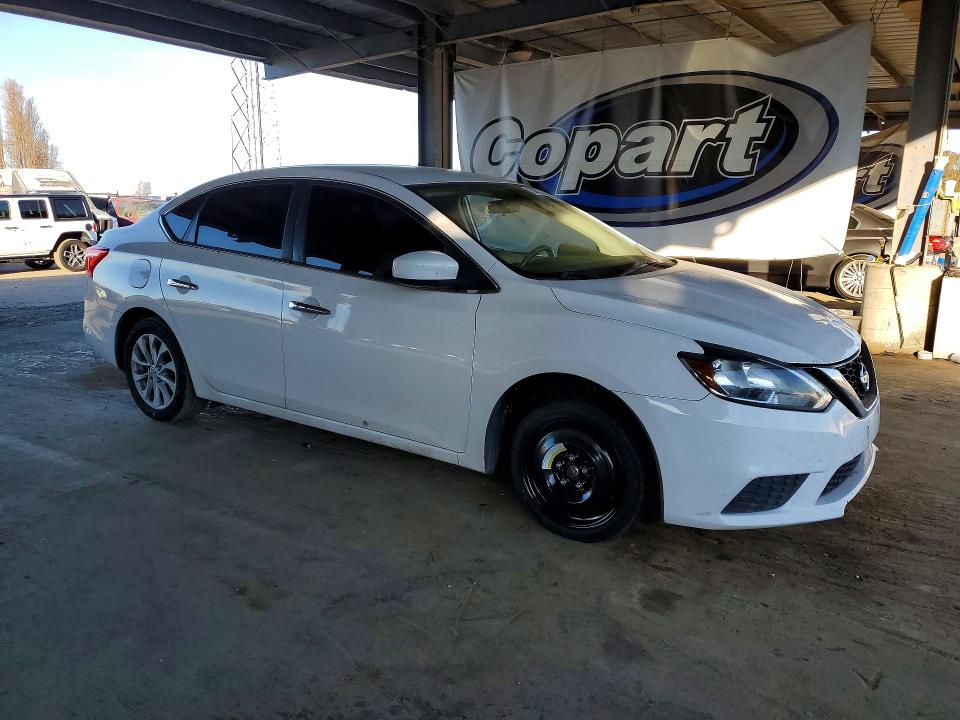 Продаж на аукціоні авто 2018 Nissan Sentra, vin: 3N1AB7AP4JL649407, номер лоту: 75689515
