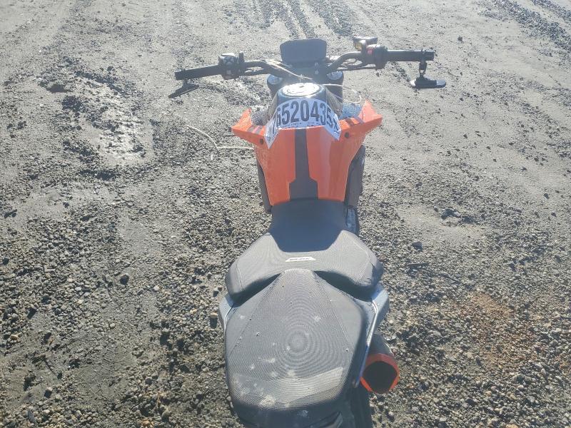 76520435 :رقم المزاد ، LCETU7408PH700364 vin ، 2023 Ktm 790 مزاد بيع