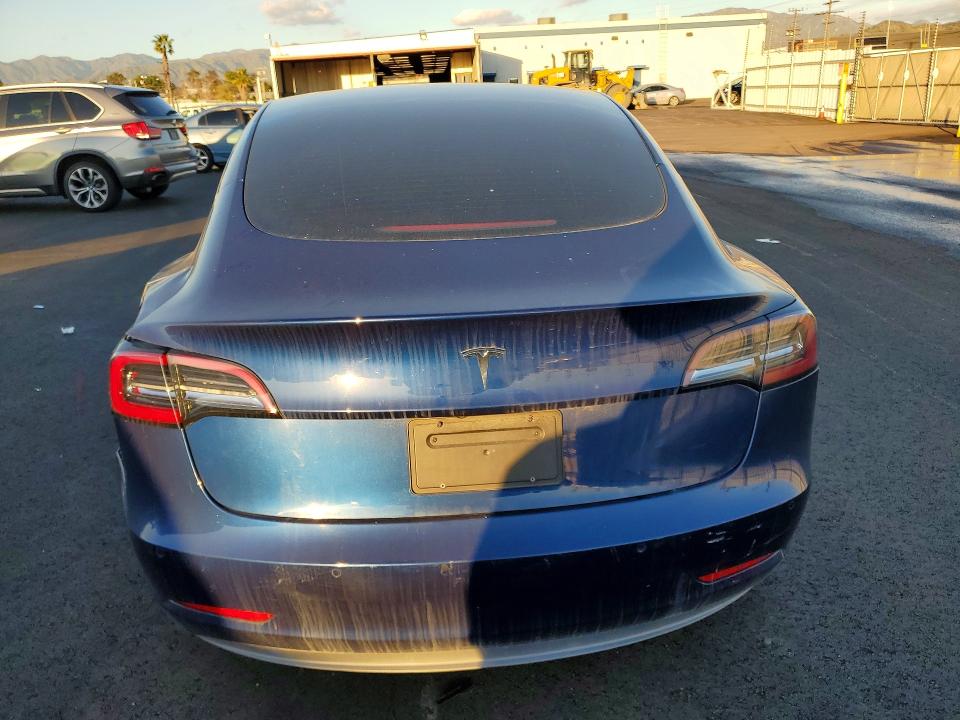 78367555 :رقم المزاد ، 5YJ3E1EA1MF868277 vin ، 2021 Tesla Model 3 مزاد بيع