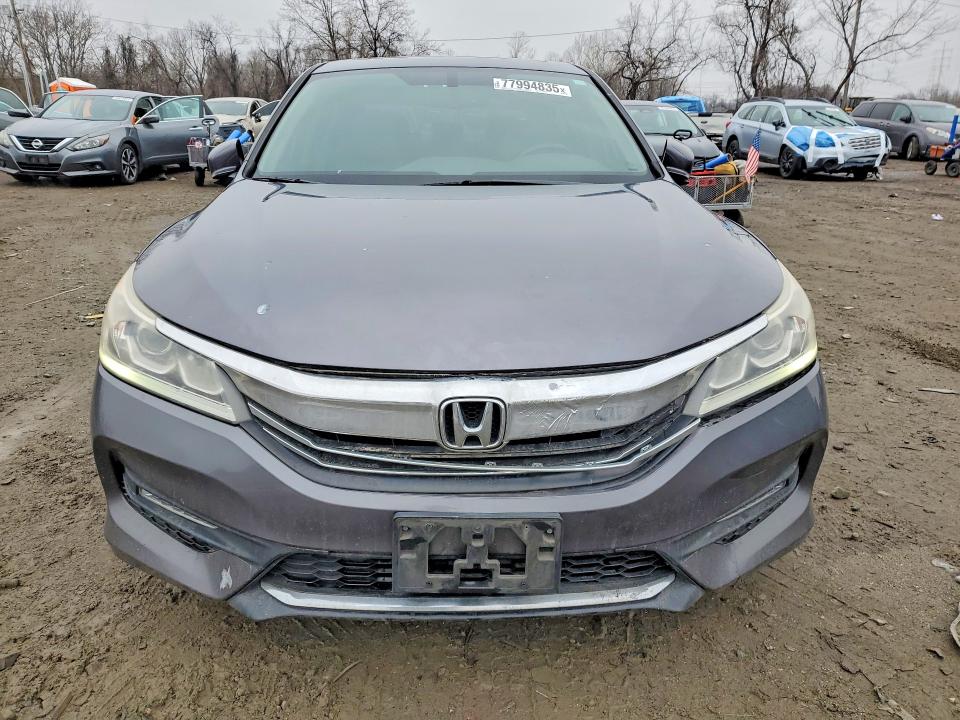 2016 Honda Accord მანქანა იყიდება აუქციონზე, vin: 1HGCR2F84GA082218, აუქციონის ნომერი: 77994835