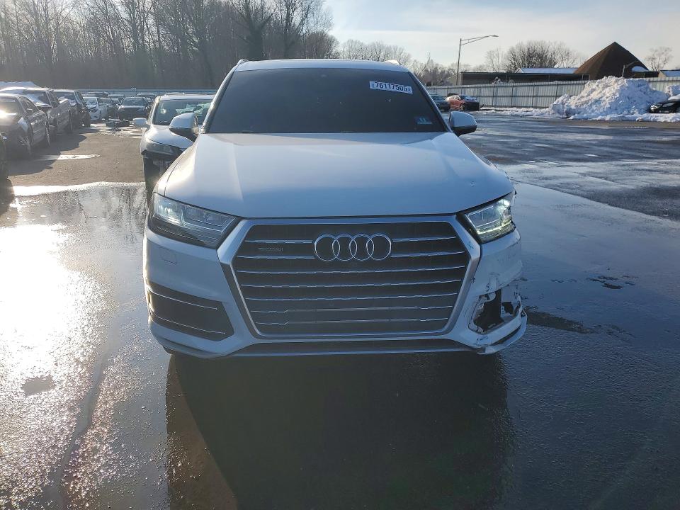 Продаж на аукціоні авто 2018 Audi Q7, vin: WA1LHAF73JD050301, номер лоту: 76117505