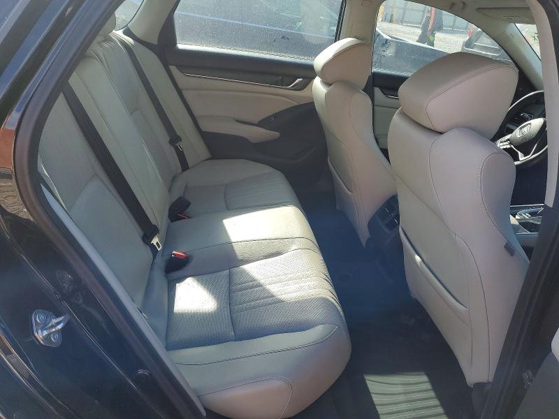 Продаж на аукціоні авто 2018 Honda Accord, vin: 1HGCV1F63JA071867, номер лоту: 73395845