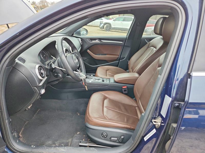 Продаж на аукціоні авто 2019 Audi A3, vin: WAUBEGFF8K1019159, номер лоту: 76932635
