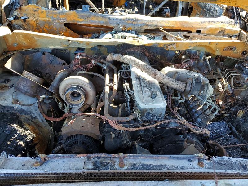 77068755 :رقم المزاد ، 1B7KF23D6WJ117070 vin ، 1998 Dodge Ram 2500 مزاد بيع