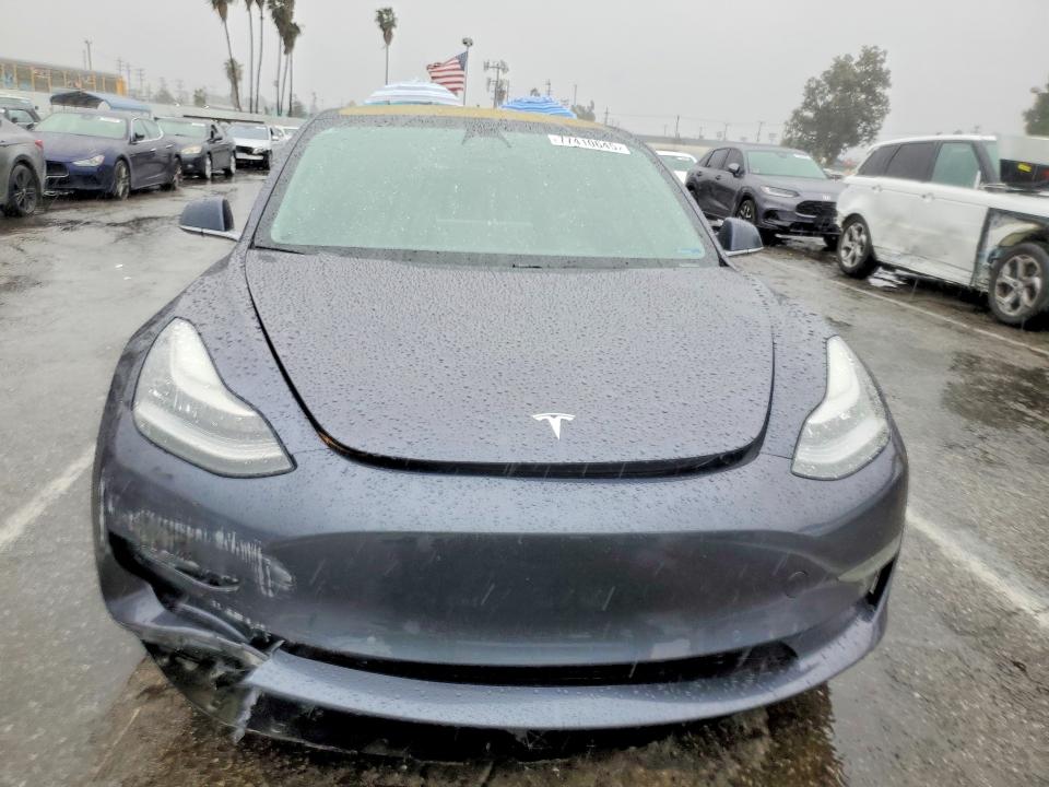 2020 Tesla Model 3 მანქანა იყიდება აუქციონზე, vin: 5YJ3E1EA5LF799186, აუქციონის ნომერი: 77410645