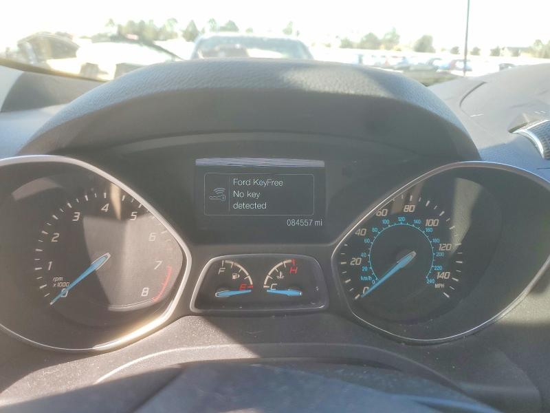 2015 Ford Escape მანქანა იყიდება აუქციონზე, vin: 1FMCU0J91FUB36455, აუქციონის ნომერი: 75848365