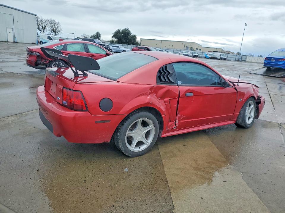 77022545 :رقم المزاد ، 1FAFP42X1YF274040 vin ، 2000 Ford Mustang مزاد بيع