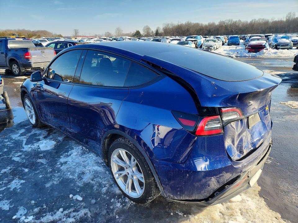 Продажа на аукционе авто 2021 Tesla Model Y, vin: 5YJYGDEE3MF069895, номер лота: 75678745