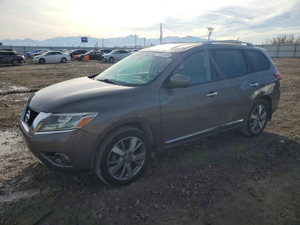 Продажа на аукционе авто 2013 Nissan Pathfinder, vin: 5N1AR2MM2DC622330, номер лота: 62432706