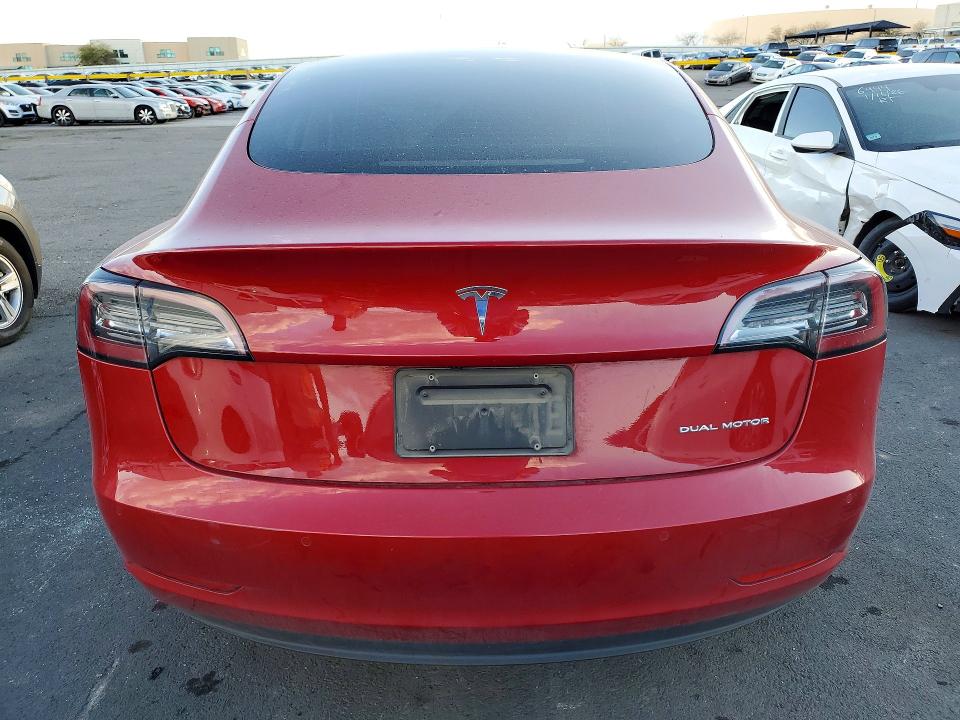 2021 Tesla Model 3 მანქანა იყიდება აუქციონზე, vin: 5YJ3E1EB5MF070275, აუქციონის ნომერი: 47827496