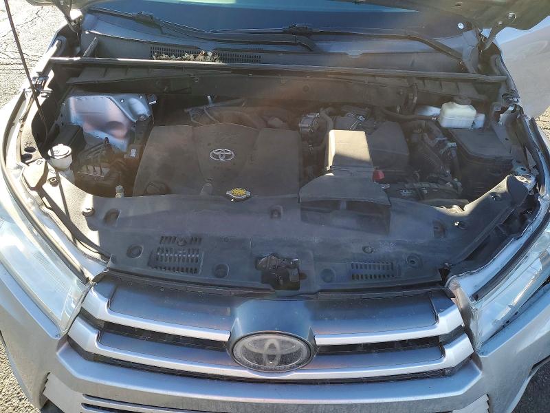 79056965 :رقم المزاد ، 5TDKZRFH8HS511044 vin ، 2017 Toyota Highlander مزاد بيع