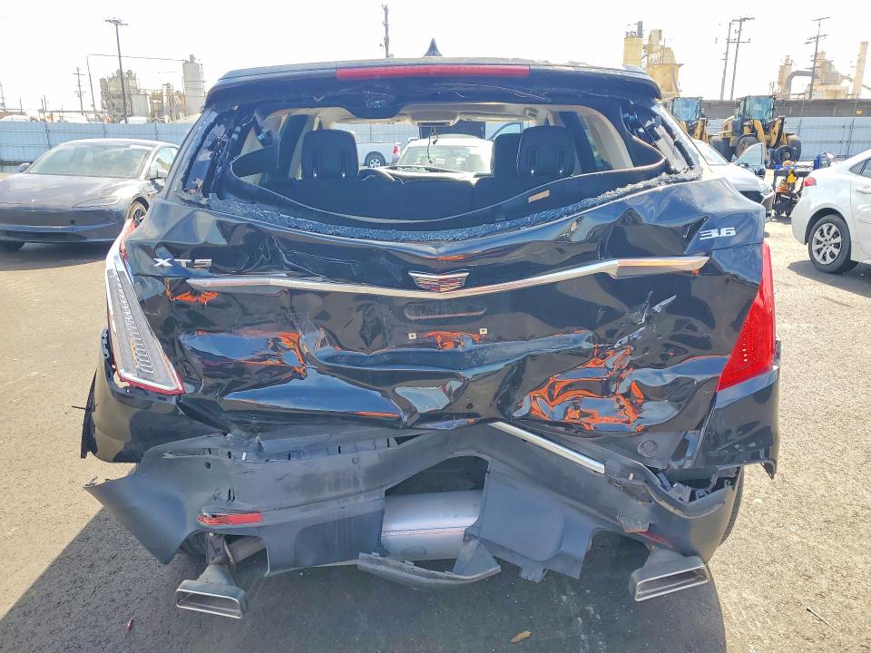 Продаж на аукціоні авто 2017 Cadillac Xt5, vin: 1GYKNBRS6HZ138573, номер лоту: 77778315
