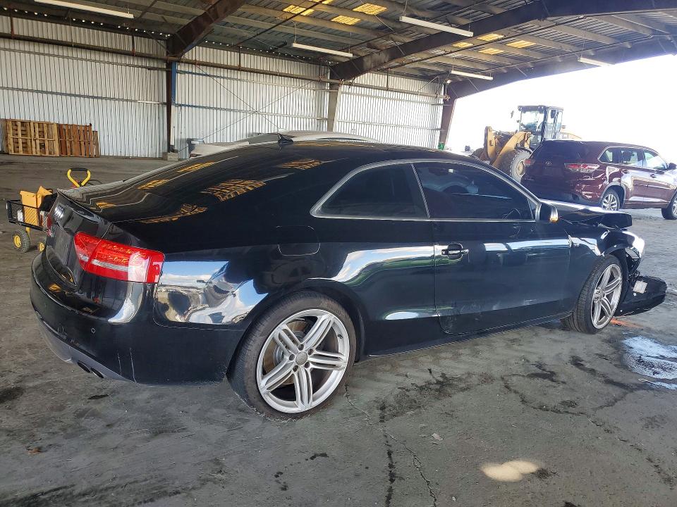 Продажа на аукционе авто 2012 Audi S5, vin: WAUGVAFRXCA017010, номер лота: 76871685