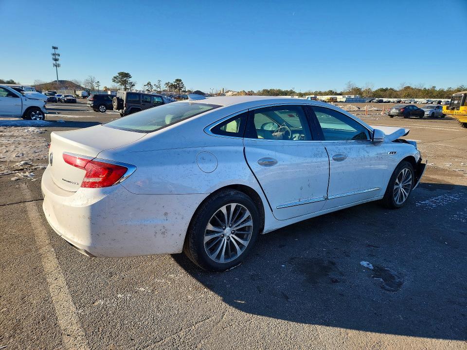 Продаж на аукціоні авто 2017 Buick Lacrosse, vin: 1G4ZP5SS9HU172588, номер лоту: 76164645