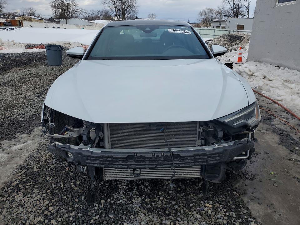 Продажа на аукционе авто 2022 Audi A6, vin: WAUL2BF2XNN019500, номер лота: 76590035