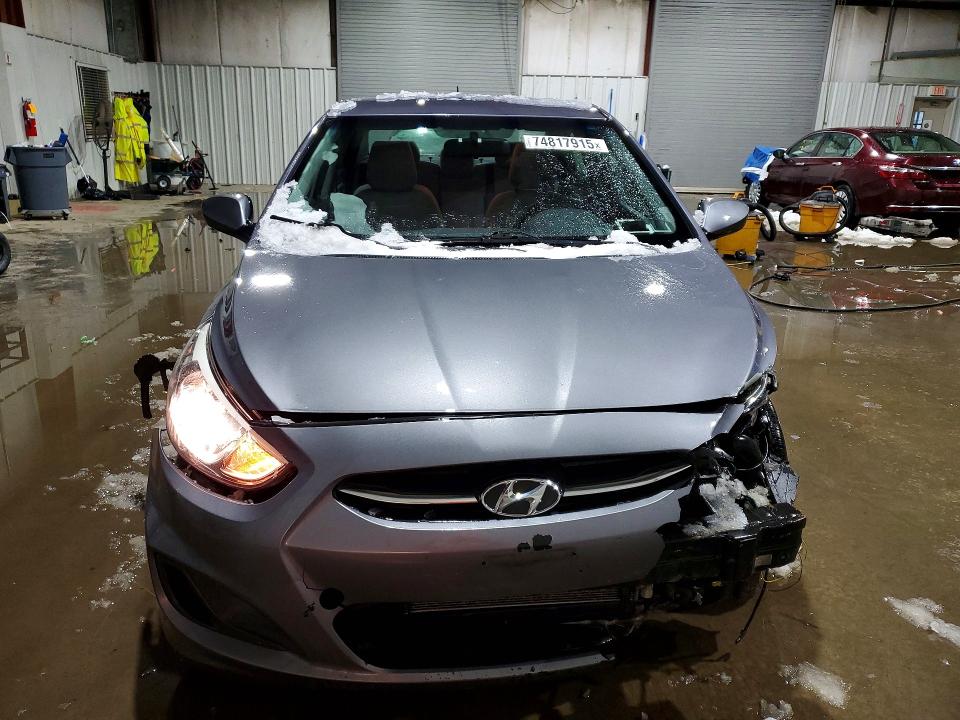 74817915 :رقم المزاد ، KMHCT4AE8HU298125 vin ، 2017 Hyundai Accent مزاد بيع
