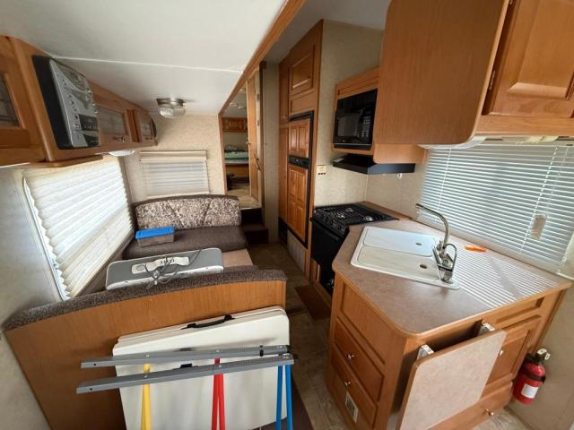 Продажа на аукционе авто 2005 Dutchmen 5th Wheel, vin: 47CFD1P2X5P610903, номер лота: 77112095