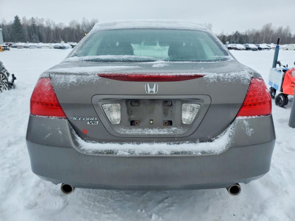 76545015 :رقم المزاد ، 1HGCM66577A800503 vin ، 2007 Honda Accord مزاد بيع