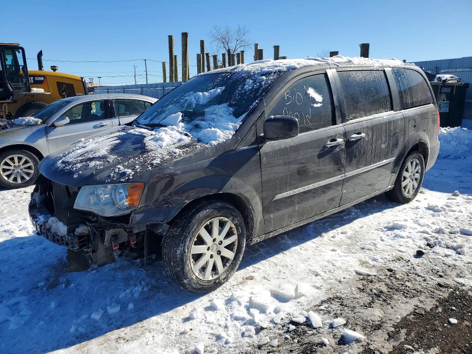 75785215 :رقم المزاد ، 2C4RC1BG2GR111177 vin ، 2016 Chrysler Town And C مزاد بيع