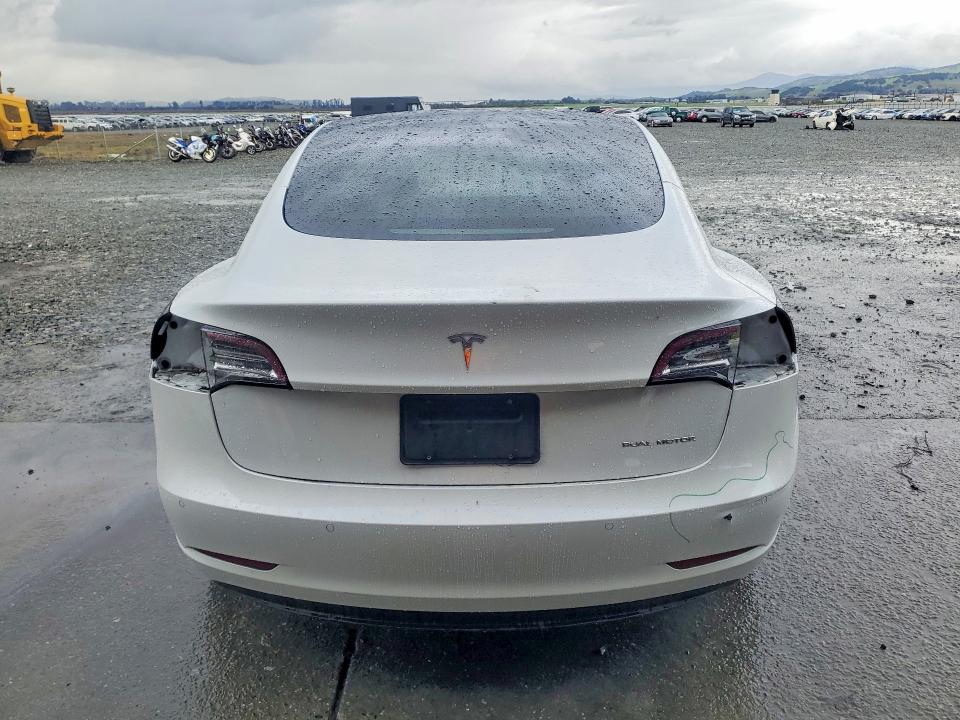 Продаж на аукціоні авто 2021 Tesla Model 3, vin: 5YJ3E1EB3MF858262, номер лоту: 76246035