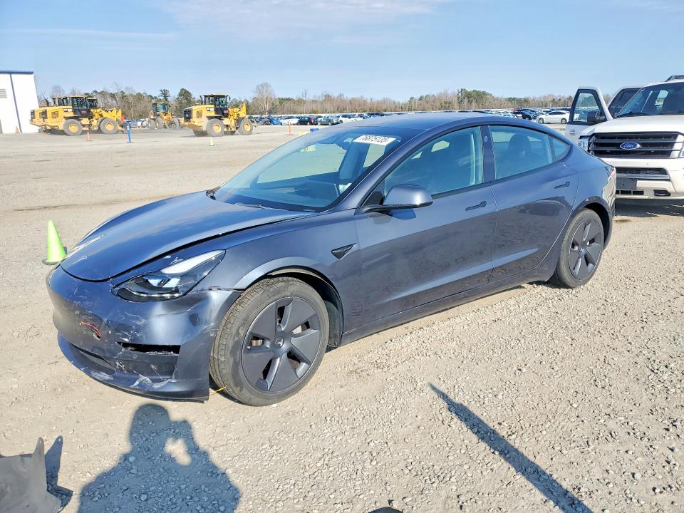 Продажа на аукционе авто 2022 Tesla Model 3, vin: 5YJ3E1EB8NF113170, номер лота: 76875135