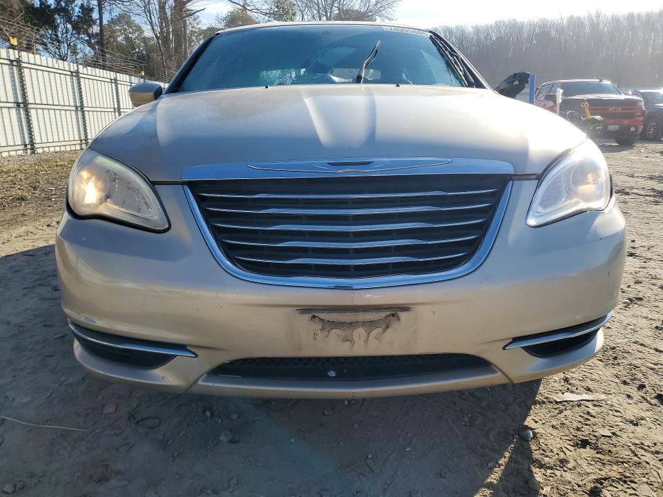 Продажа на аукционе авто 2014 Chrysler 200, vin: 1C3CCBAB9EN210207, номер лота: 74995865