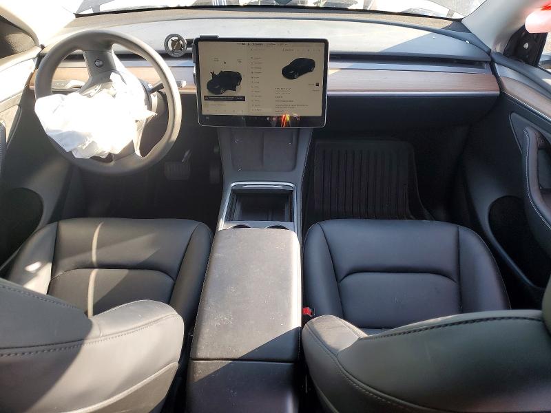 2024 Tesla Model Y მანქანა იყიდება აუქციონზე, vin: 7SAYGDEE9RF056899, აუქციონის ნომერი: 77554615