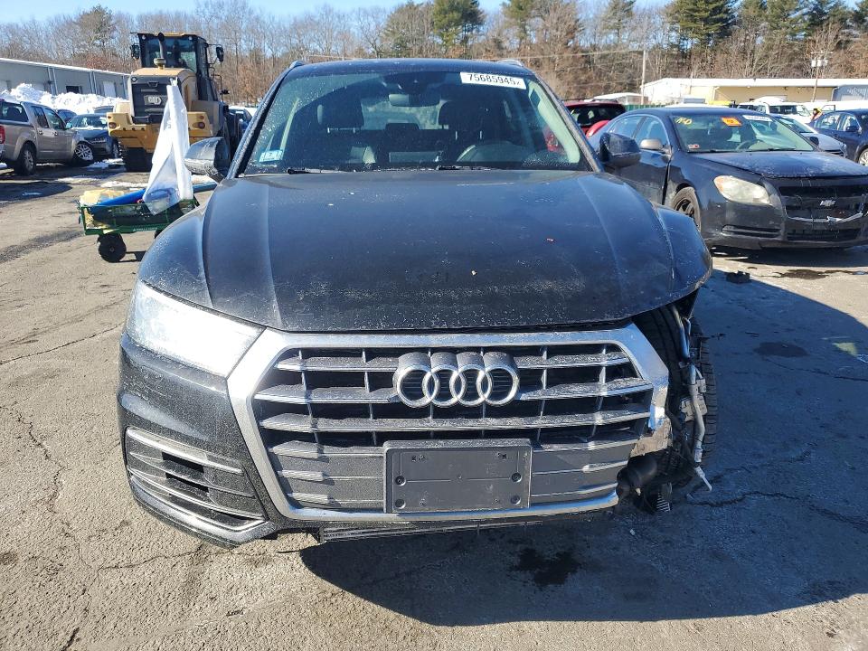 75685945 :رقم المزاد ، WA1ANAFYXJ2179284 vin ، 2018 Audi Q5 مزاد بيع