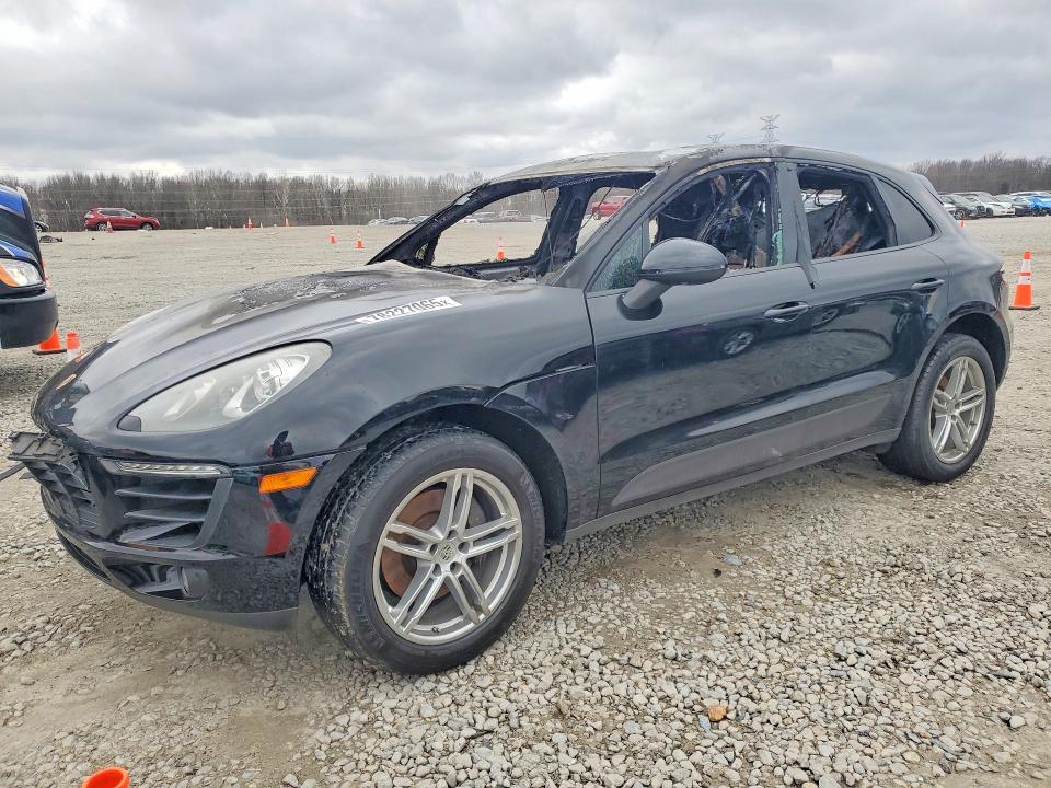 78227065 :رقم المزاد ، WP1AA2A52HLB01492 vin ، 2017 Porsche Macan مزاد بيع