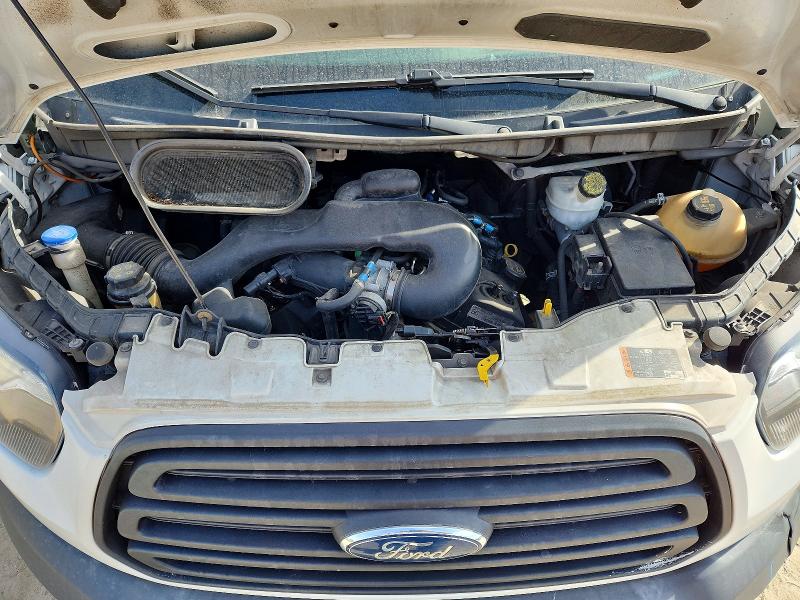 54123406 :رقم المزاد ، 1FTYR2CM8JKA23955 vin ، 2018 Ford Transit مزاد بيع