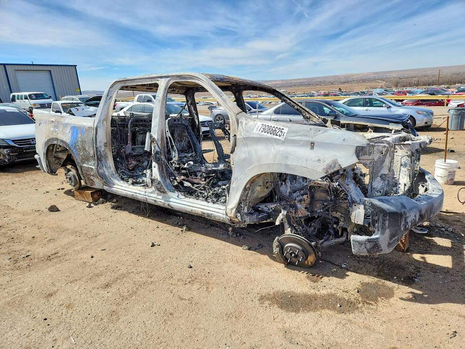 2020 Chevrolet Silverado მანქანა იყიდება აუქციონზე, vin: 3GCUYEED4LG427295, აუქციონის ნომერი: 79086625