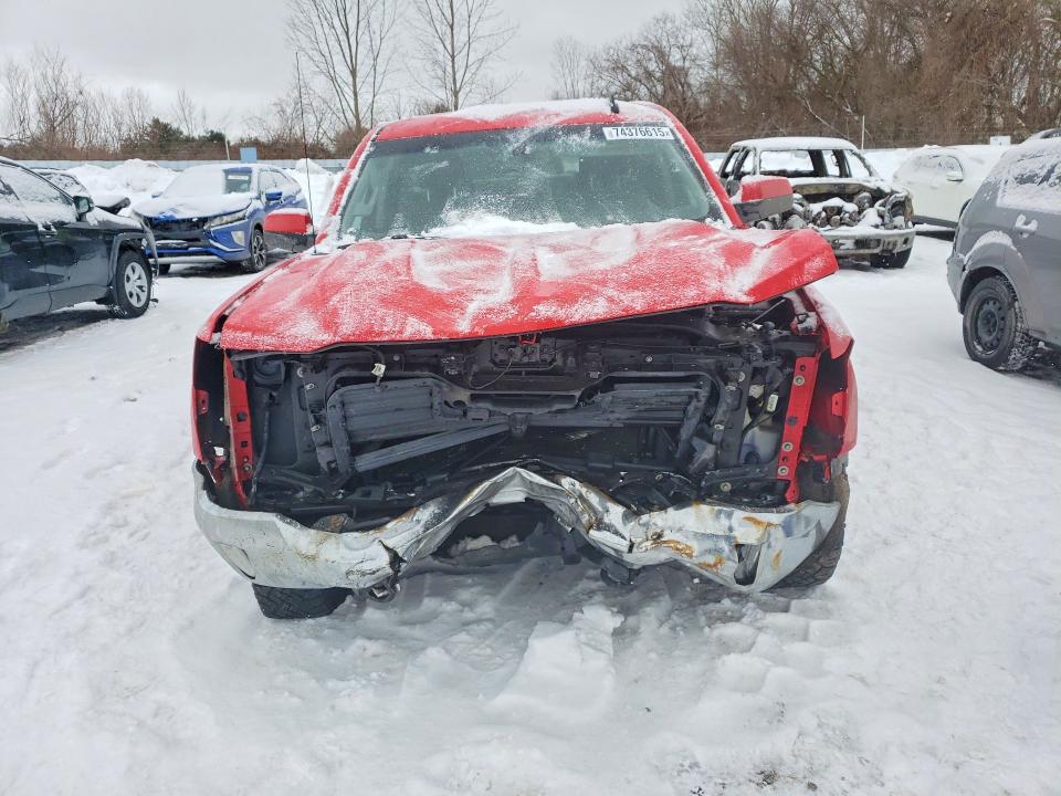 Продажа на аукционе авто 2017 Chevrolet Silverado, vin: 3GCUKREC7HG187392, номер лота: 74376615