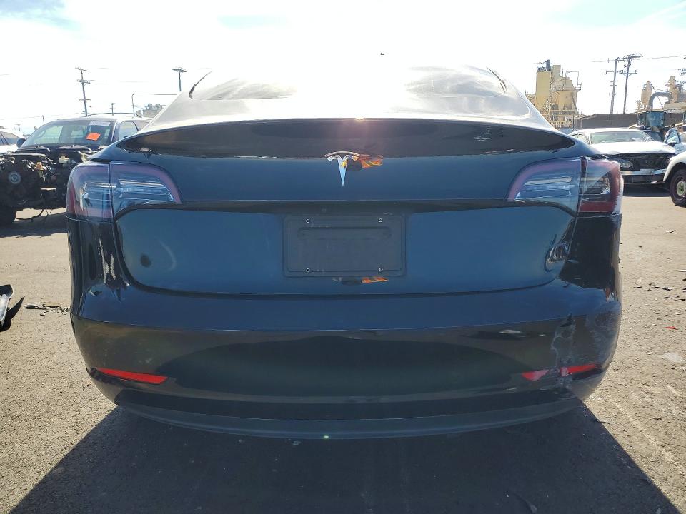 79047625 :رقم المزاد ، 5YJ3E1EA5NF124649 vin ، 2022 Tesla Model 3 مزاد بيع