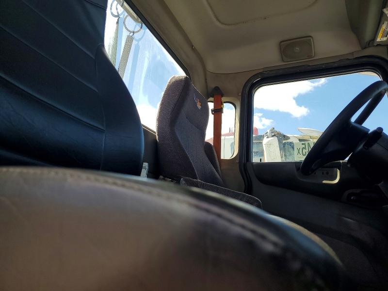 Продаж на аукціоні авто 2016 Peterbilt Unknown, vin: 1XP9AJ8X3GD340112, номер лоту: 77422445